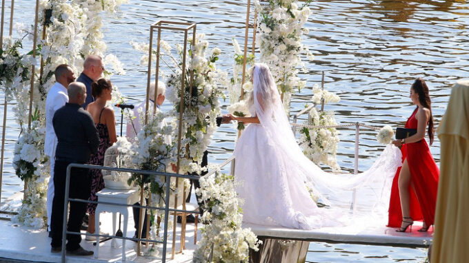 Svatba Karlose Vémoly a Lely Ceterové