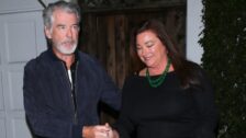 Pierce Brosnan s manželkou