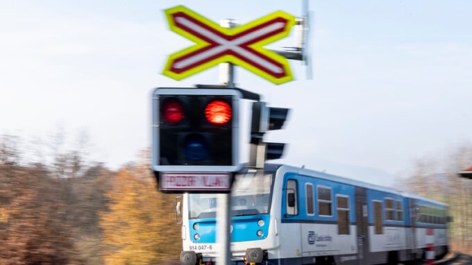 Živě: Železniční „elita“ se po roce opět sjede do Pardubic