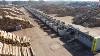 Pfeifer dosáhl rekordního pořezu a spoléhá na stálé zaměstnance