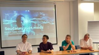 Učte se od novinářských hvězd. Pokračuje postgraduální studium médií