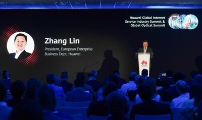Společnost Huawei představuje řešení internetové infrastruktury nové generace, která podporují ekologickou digitální transformaci ISP