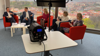 Shrnutí slovem a obrazem: Bankopojištění funguje jako airbagy u auta