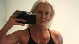 Kulturistka Eva Birathová