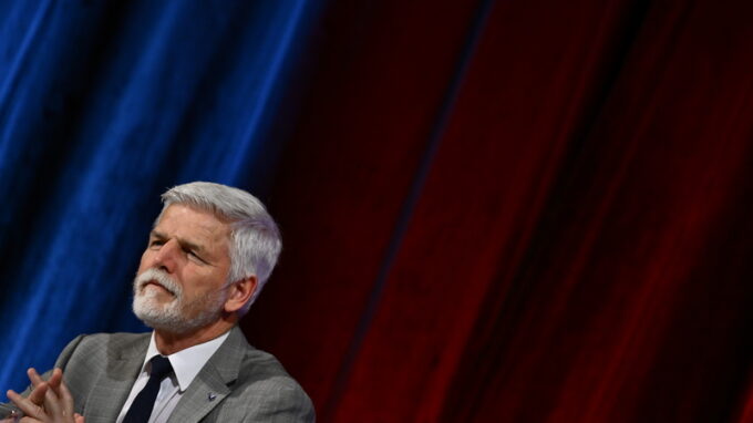 Živě: Vystoupení prezidenta Petra Pavla na XIX. sněmu SMO ČR