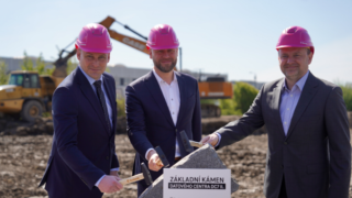 T-Mobile zahajuje výstavbu nového křídla svého nejmodernějšího datacentra DC7. Rozroste se na 3 500 m? a nabídne nejvyšší standardy na trhu