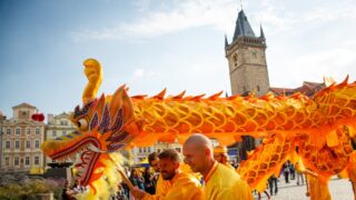 Oslava dne Falun Dafa: Buďme pravdiví, soucitní a tolerantní