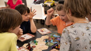 Den dětí v Holešovické tržnici rozproudí Bombarďák a dorazí i PokéTour