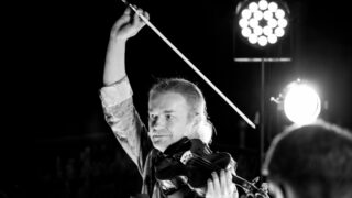 Pavel Šporcl, Vilém Veverka a František Kinský vystoupí na jednom pódiu v zámeckém parku v Kostelci nad Orlicí