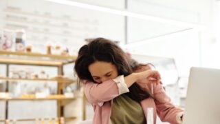 Astma trápí půl milionů Čechů a dalších čtvrt milionu o nemoci neví