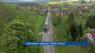 Kocourov obsadily těžké stroje, na silnici I/22 čeká na řidiče omezení