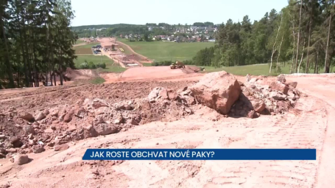 Výstavba obchvatu Nové Paky je v plném proudu, první řidiči projedou v létě 2025