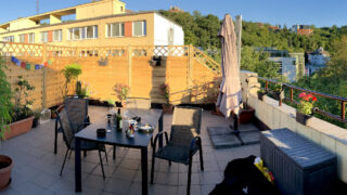 Terasa, která je součastí bytu skladatele Daniela Bartáka