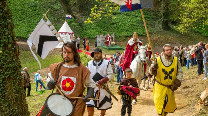 České pohádkové léto - Dětství v době Karla IV.