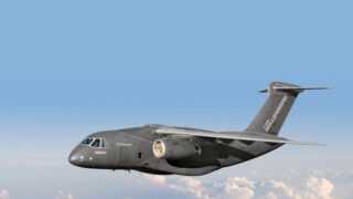 Embraer dodává brazilskému letectvu šestý letoun C-390 Millennium