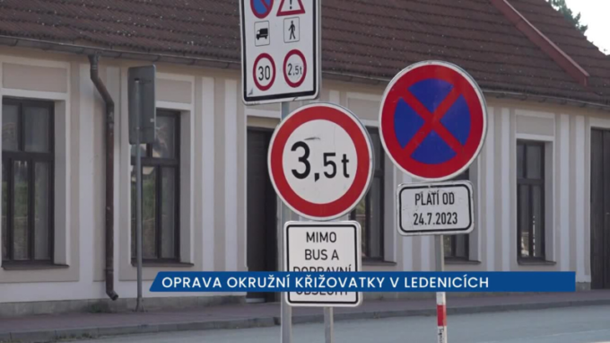 Oprava křižovatky v Ledenicích potrvá do konce roku