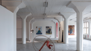 V Pragovce vystavují mladí umělci a umělkyně