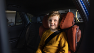 Autosedačka pro školáka? Bezpečnost možná omylem podceňujete i vy