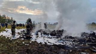 Okolnosti havárie letadla jsou předmětem vyšetřování.