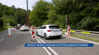 Oprava silnice v Buchlovských horách způsobuje až půlhodinové zdržení