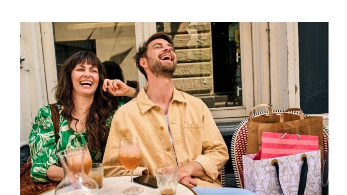 T-Mobile CZ jako první země ve skupině DT spouští mezinárodní projekt Magenta Moments. Zákaznický program nabídne desítky benefitů a zážitků v Česku a do budoucna i v zahraničí.