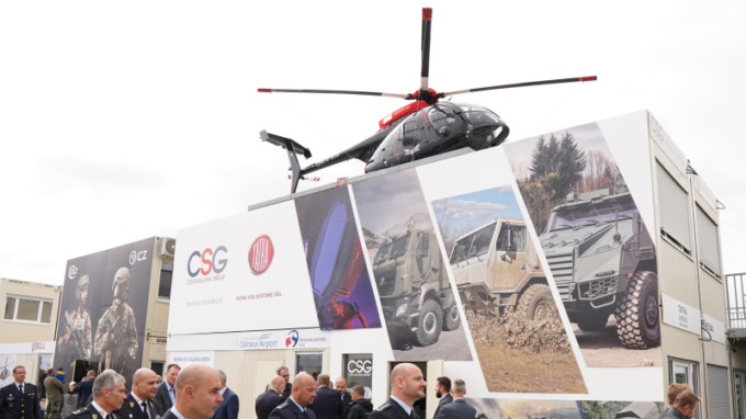 Holding Czechoslovak Group přiveze tatrovky, TITUSy a radarové systémy