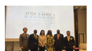 Afrika a Korea se setkávají v Paříži na přelomovém obchodním summitu