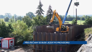 Přes Řečany se bude jezdit po mostním provizoriu, kraj postaví přes Labe nový most