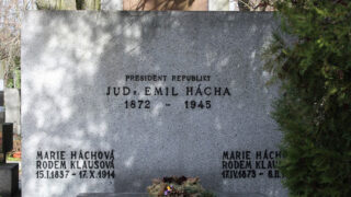 Hrob Emila Háchy