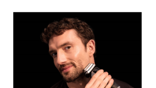 Vyrazte vstříc vlastnímu stylu s ultrarychlým IPL epilátorem pro hladkou pokožku po celý rok a nejvýkonnějšími holicími strojky a zastřihovači od Braun