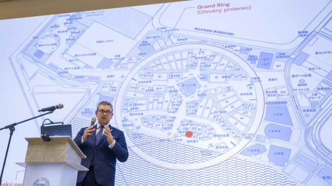 Národní muzeum vystavuje všech 38 soutěžních návrhů národního pavilonu pro Expo 2025