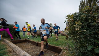 ČEZ RunTour cválá do cíle. Poslední závod sezony se uskuteční na dostihovém závodišti v Pardubicích