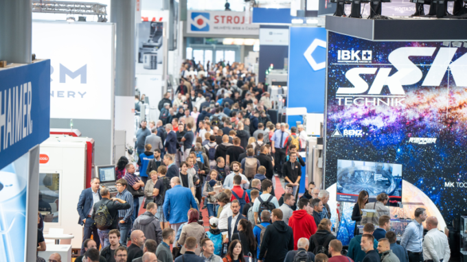 Výstaviště zaplnily atraktivní exponáty a nadšenci do průmyslových technologií