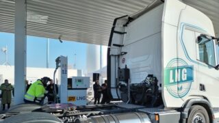 Bonett posiluje své postavení na Slovensku, pro SPP vybudoval třetí velkokapacitní stanici L-CNG