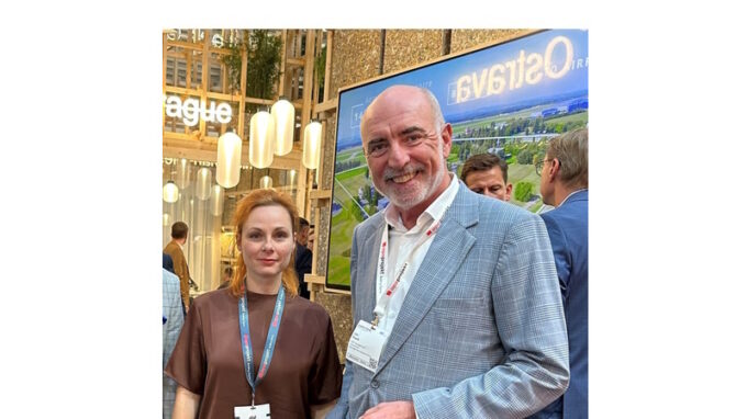 ANTRACIT rozšiřuje své působení a aktivity v Česku a na Slovensku. Do funkce ředitelky byla nově jmenována Zuzana Bajgarová