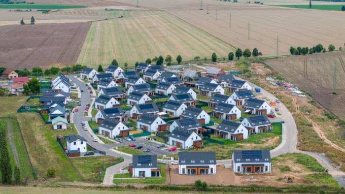 Bidli v Rodově hlásí kolaudaci osmé etapy, desátá už má hrubou stavbu