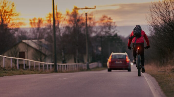 Vidět a být viděn! Ostatní účastníci silničního provozu mohou cyklisty snadno přehlédnout