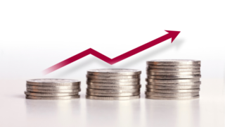 Elektřina výrazně zvýšila inflaci. I tak může ale centrální banka snížit úrokové sazby, a tedy zlevnit hypotéky