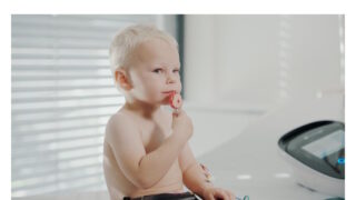 Elektrická akupunktura, chemické světlušky a ventil do raket – tři nejlepší projekty českých vědců v rámci soutěže Transfera Technology Day 2023