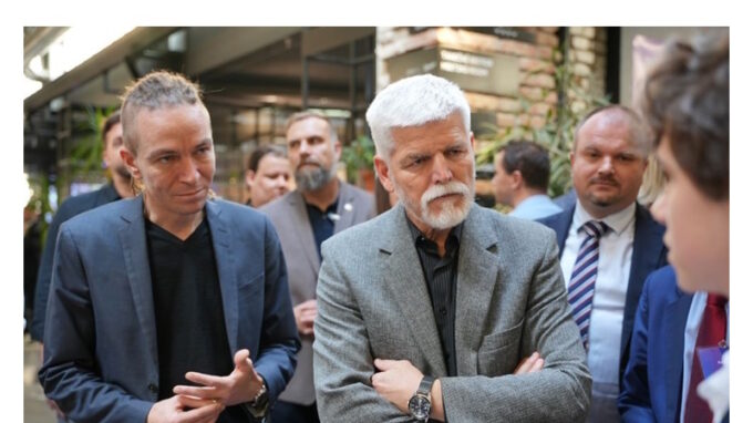 Mironet představil řešení pro moderní výuku – mobilní učebnu