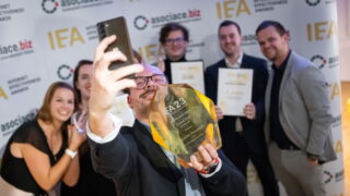 Na soutěži IEA23 dominovalo Deloitte s HR kampaní pro mladé