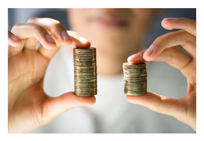 Mzdy na papíře rostou, ale v reálu klesají: Ekonomický paradox 3. čtvrtletí