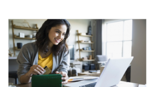 Většina Čechů nakupuje vánoční dárky online, někteří k inspiraci využívají sociální sítě i umělou inteligenci