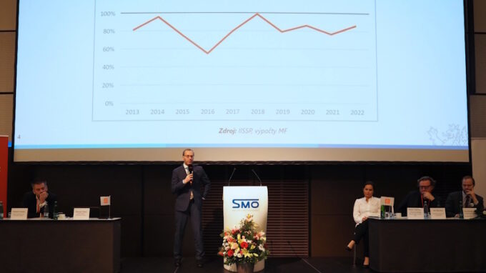 Živě: SMO ČR otevírá rozpočtové určení daní