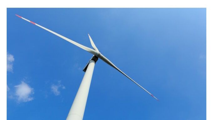 Obec Maletín dostala první platbu za větrné elektrárny na svém území