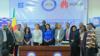 Společnost Huawei a organizace UNESCO věnovaly etiopskému ministerstvu školství v rámci projektu Open Schools vybavení z oblasti informačních a komunikačních technologií