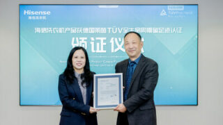 Pračka se sušičkou Hisense z řady 5S získala certifikaci uhlíkové stopy od TÜV Rheinland