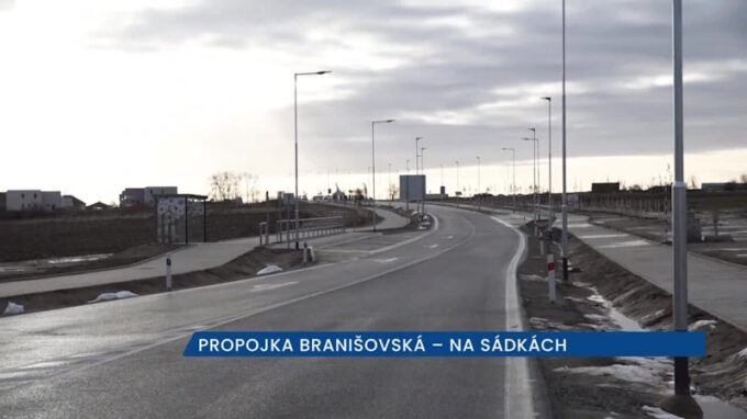 Nová silnice v Českých Budějovicích propojila sídliště s výpadovkou na Český Krumlov