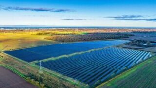 Shanghai Electric dosahuje nových milníků s projekty v oblasti skladování energie a fotovoltaiky ve Velké Británii