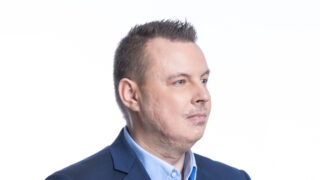 Živě: Strana PRO k vyhlášení referenda o přijetí eura